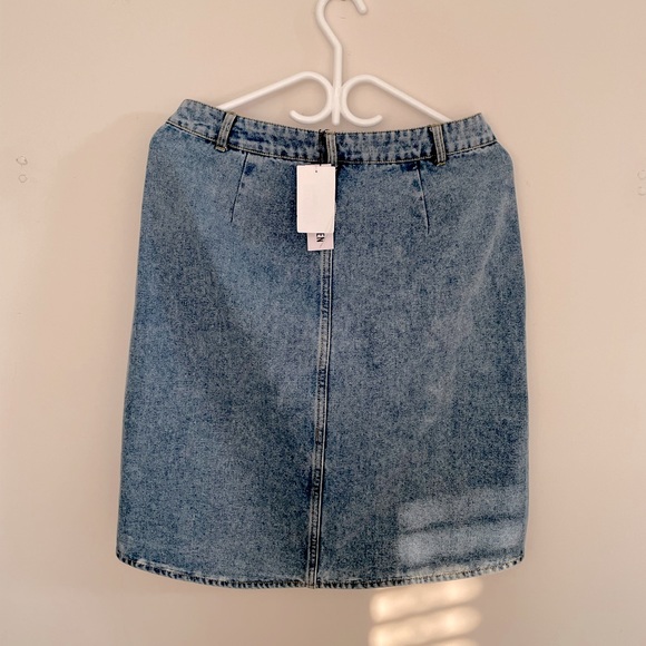 Steve Madden Midi Jean Skirt!! (M) - Picture 2 of 4